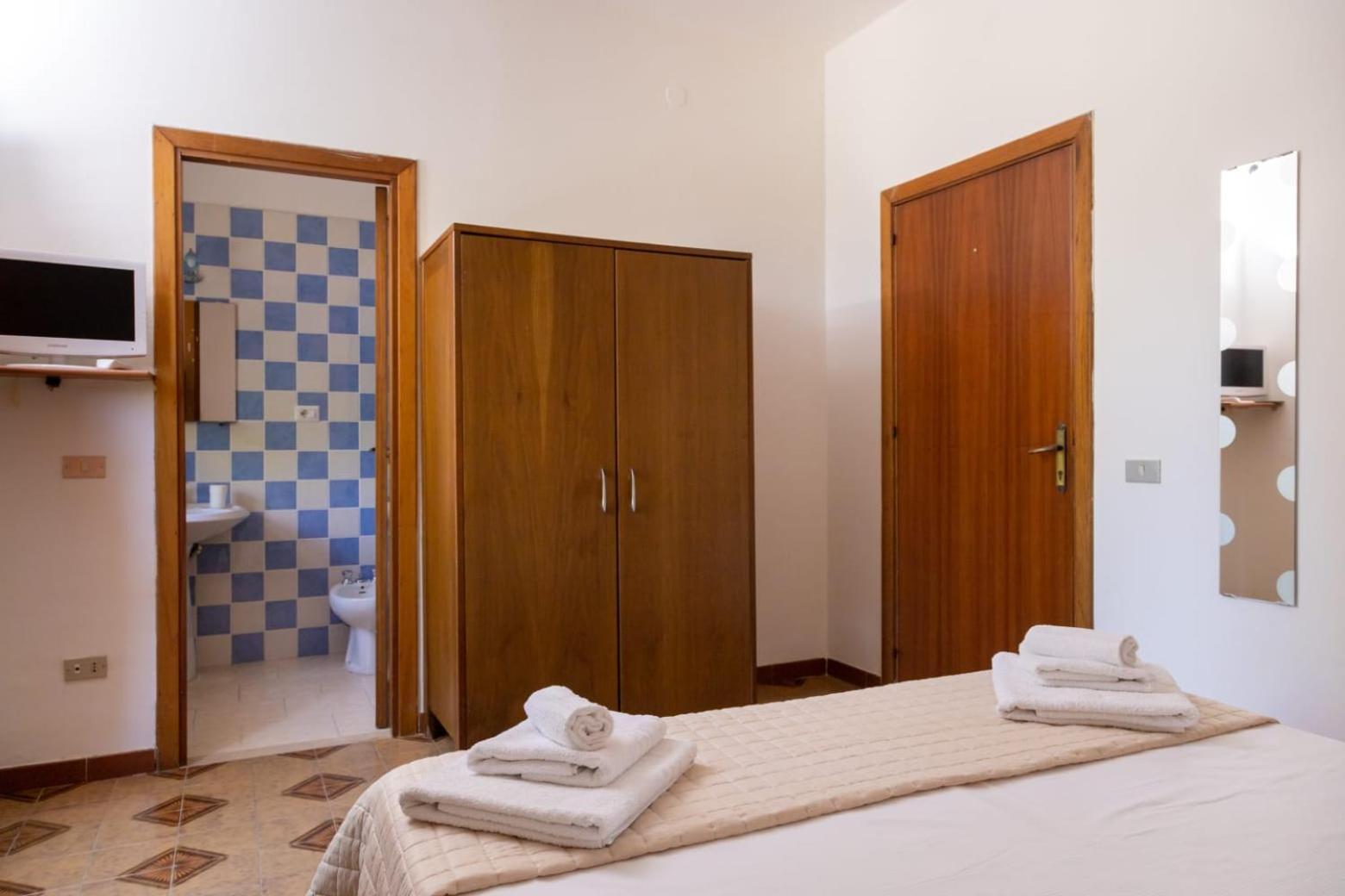 La Valle Del Mingardo Hotell San Severino Exteriör bild